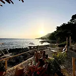 Gloria, Swimming Pool And Sea! 公寓 伊万多拉克