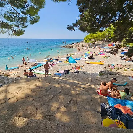 Gloria, Swimming Pool And Sea! Apartment *