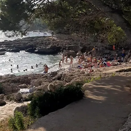Gloria, Swimming Pool And Sea!